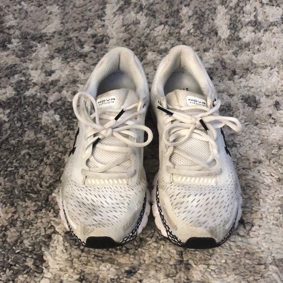 LAST CHANCE 💄 Under Armour HOVR Infinite Running Sneaker, size 8.5 - Picture 1 of 11